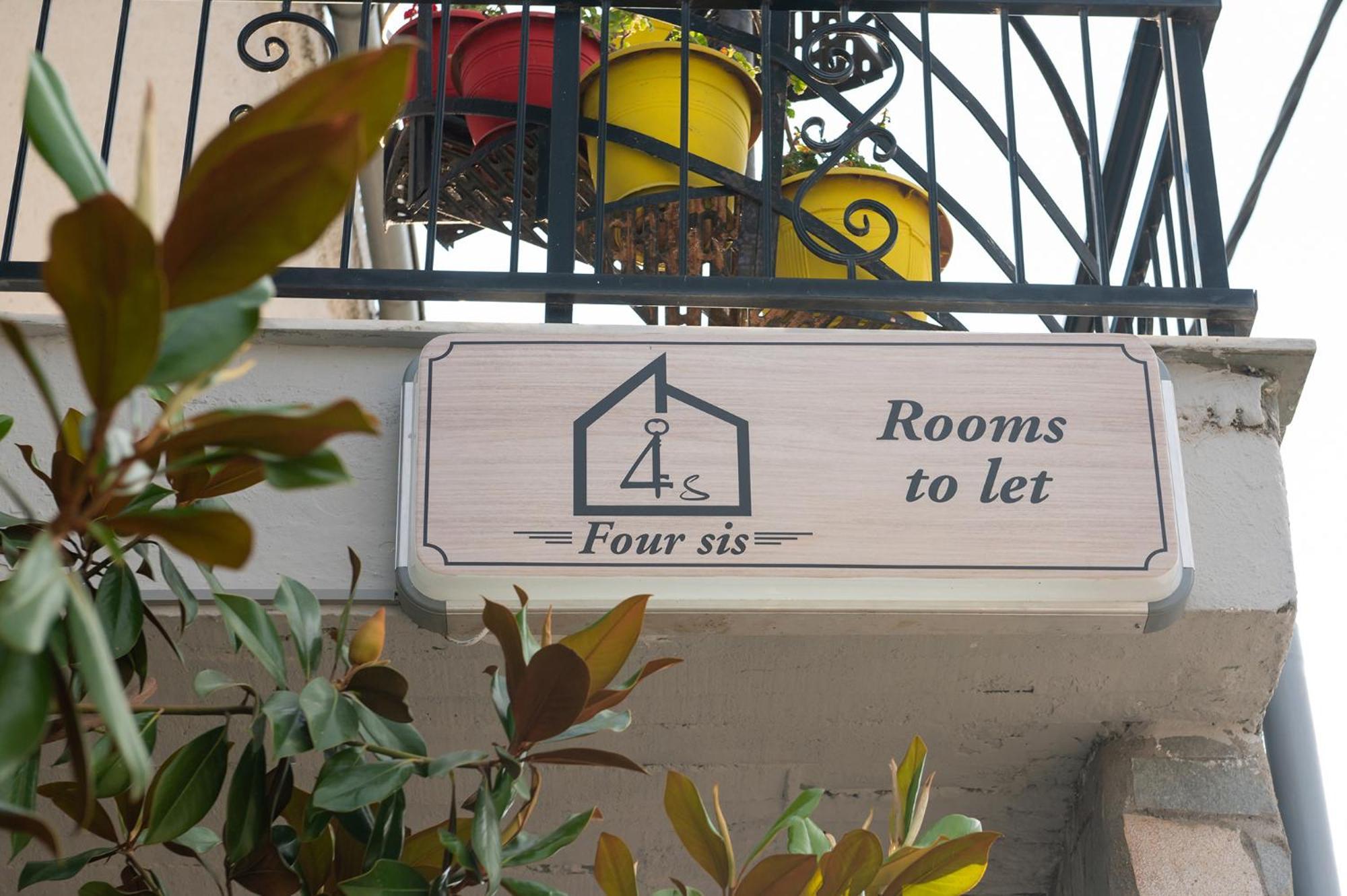 Four Sis Rooms Mangana Esterno foto